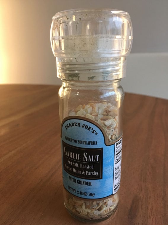 もはやアメリカ土産の定番！ Trader Joe’sの「ガーリックソルト」