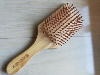 頭のツボを刺激して癒す！Orienexのヘアブラシ