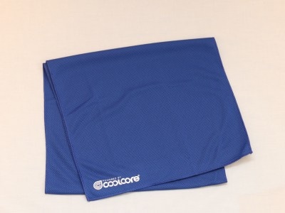 濡らして振るだけで冷たくなる「クールコアタオル」は持っておいて損なし！