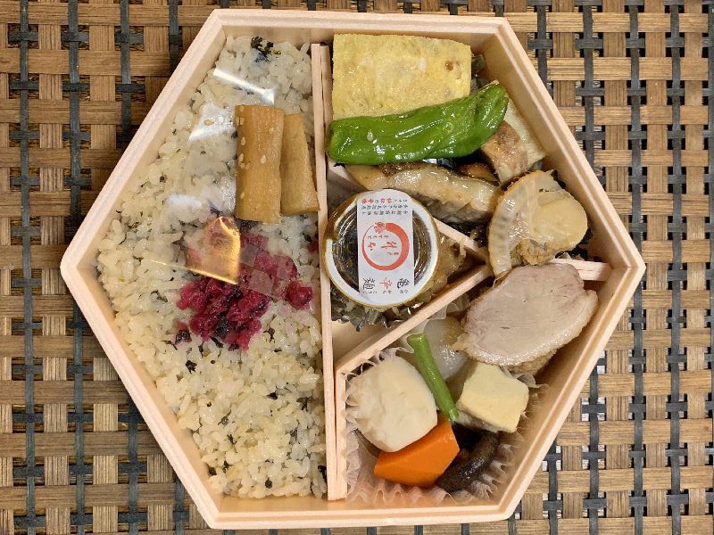 体にいいおかずがぎっしり！江戸情緒が味わえる老舗「亀戸升本」のお弁当