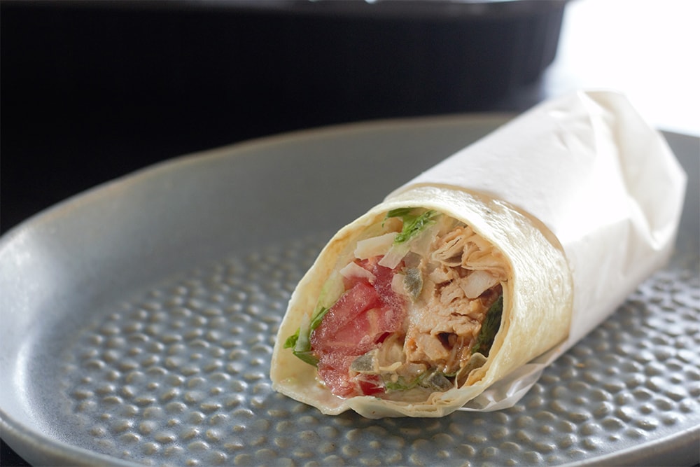 コストコの「メキシカンサラダラップ」はロングセラーの人気商品！再現レシピと口コミ評価