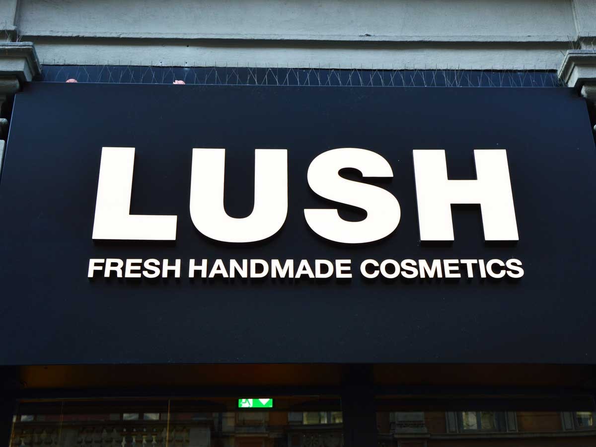 【LUSH】エコバッグにもなる！ラッシュの風呂敷「ノットラップ」
