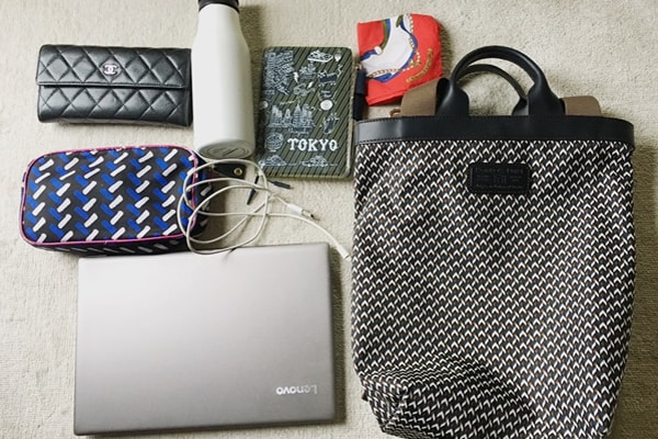 ロベルタピエリの「COSMOPACK」は働く女性の仕事バッグに最適