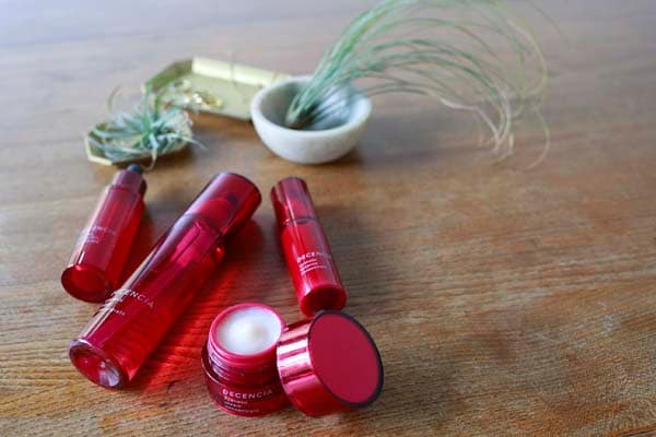 【PR】敏感肌の味方！レスキューコスメにおさまらない「攻める敏感肌コスメ」