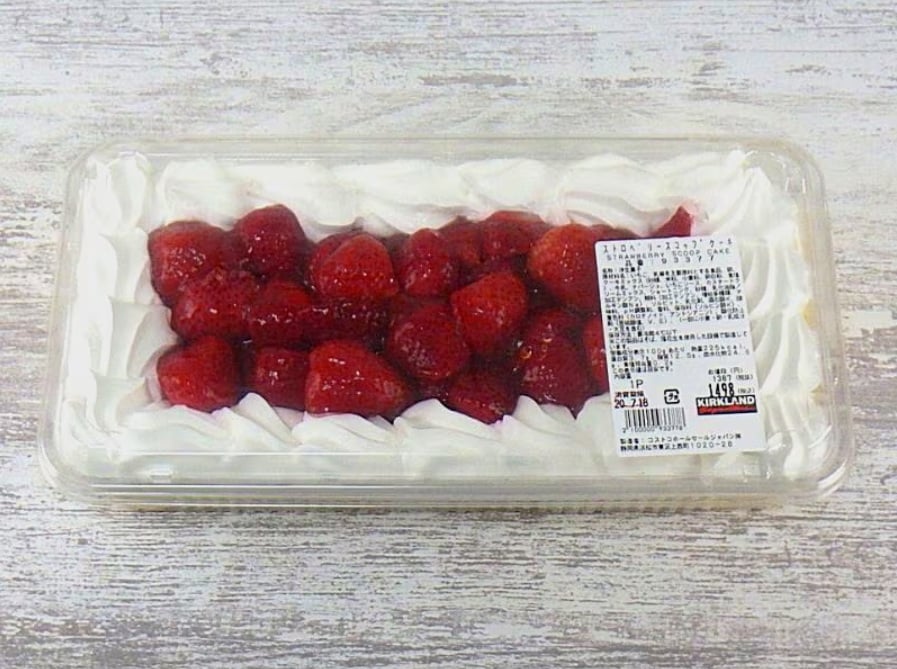 コストコの人気スイーツ「ストロベリースコップケーキ」