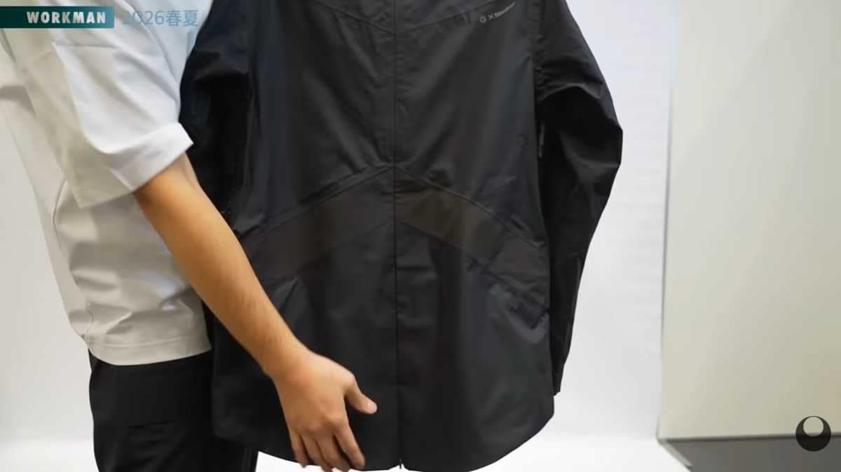 ワークマン「エックスシェルター(R)プレミアム超透放湿ウルトラレインジャケット」はプロ仕様のディテール