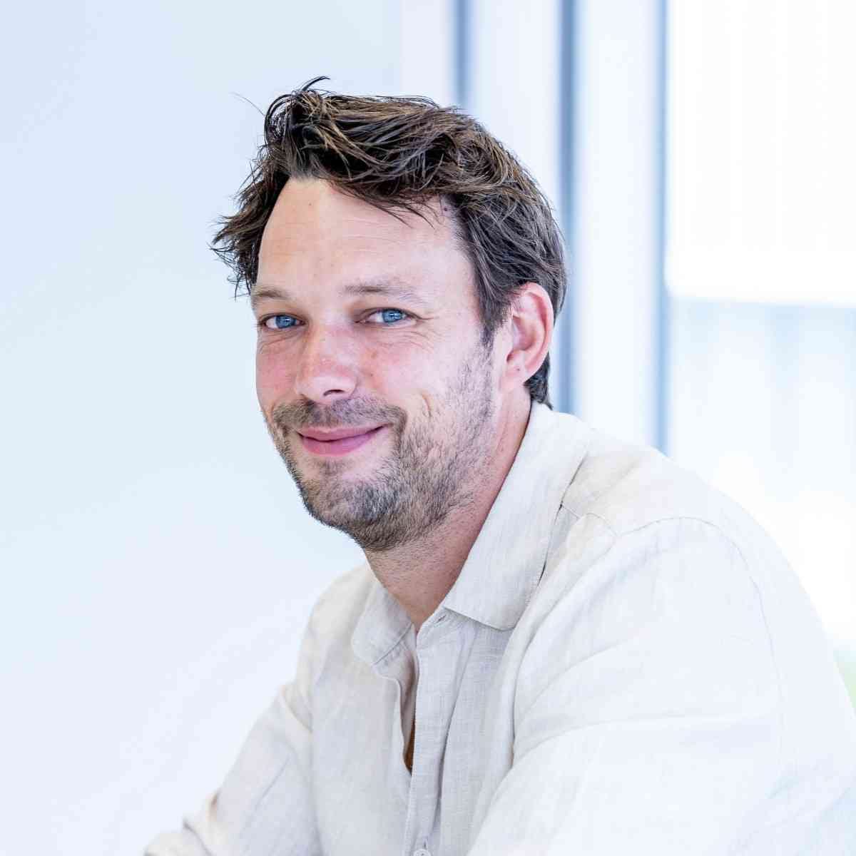 デジタルヘルス事業統轄本部　統轄本部長　Joris Janssen 様