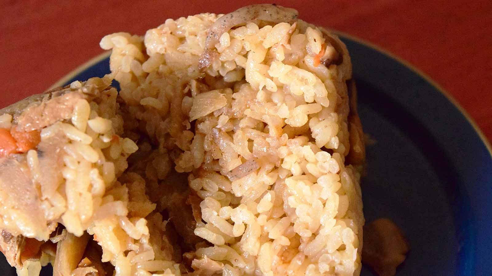 食べごたえのあるボリュームに加えて、具材もしっかりと入っているのがうれしいポイント。 