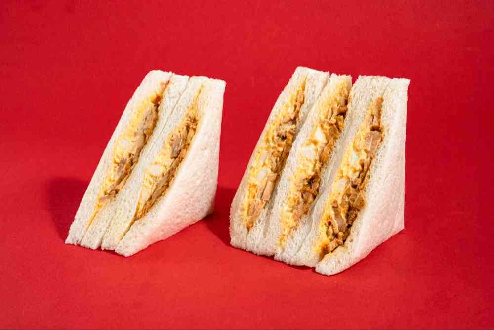 テリヤキチキンとたまごのサンド