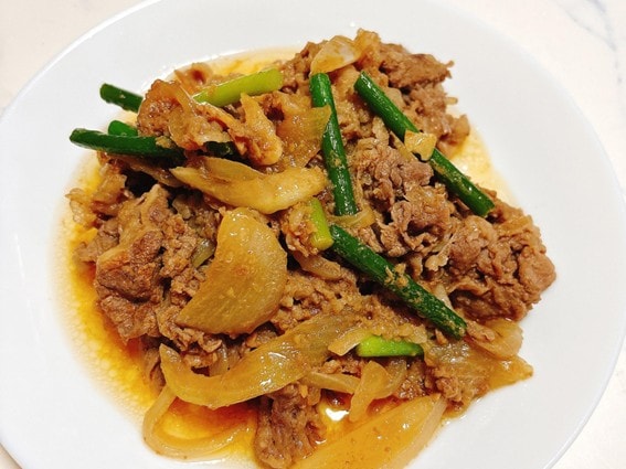 コストコの「牛肉のにんにく炒め」はご飯が進む最強スタミナおかず!