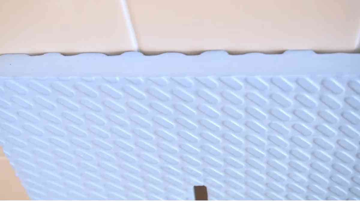 お風呂マットの「カビ撃退術」