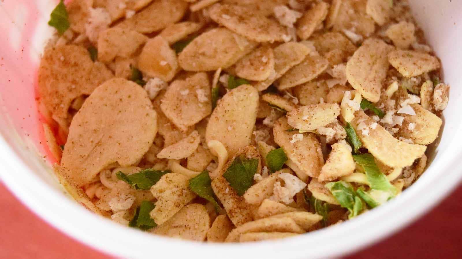 【サッポロ一番60周年】が「にんにくの暴力」か！中毒性がヤバい「リュウジ監修」爆旨麺にハマる人続出