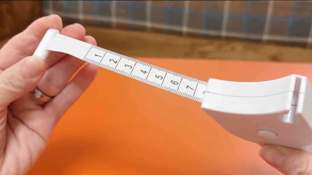 1人で測れるボディサイズ測定メジャー