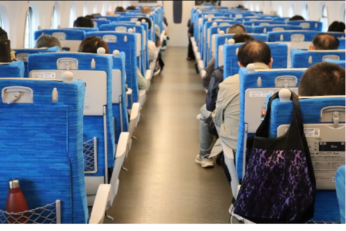 指定席で「席を替わって」新幹線で窓側席を強奪されかけて…身勝手な要求への護身術