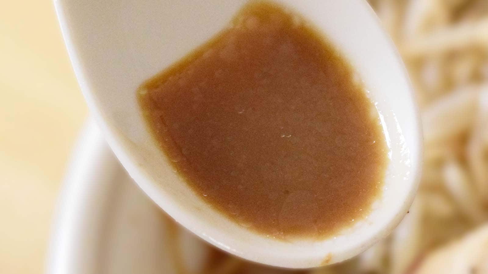 にんにくの風味がしっかりと効いており、ガッツリ感のある味わい