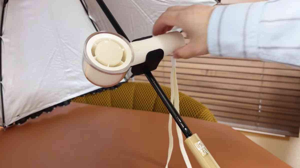 折りたたみ傘用ハンディファンホルダー