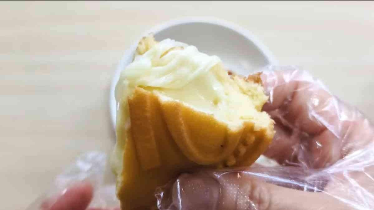 業務スーパーの「10ウォンパン」