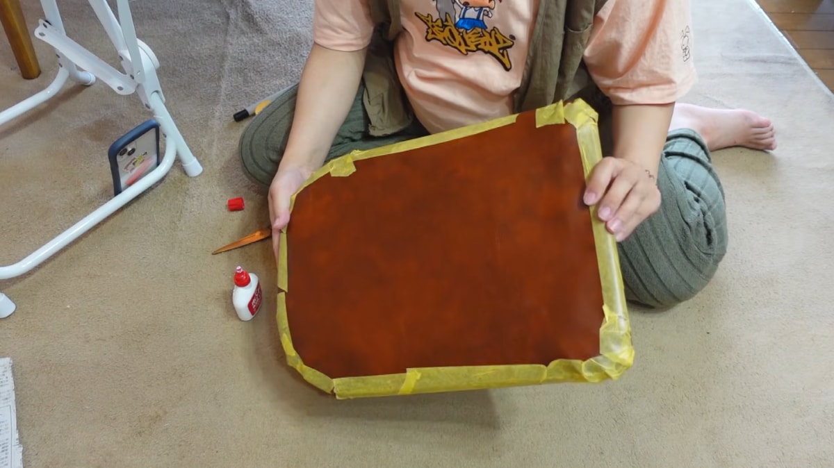 100均DIY ボロボロのベビーチェア、本当に直せる??
