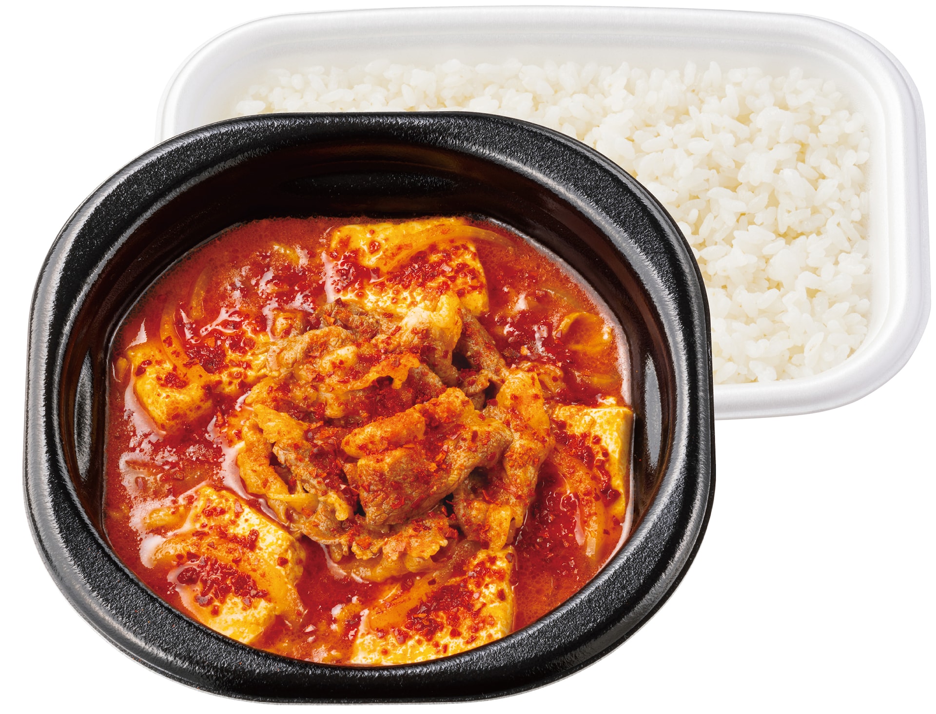 刺激的な辛さ！ 辛旨牛スンドゥブ弁当 840円 引用元：PRTIMES（https://prtimes.jp/main/html/rd/p/000001538.000054093.html）