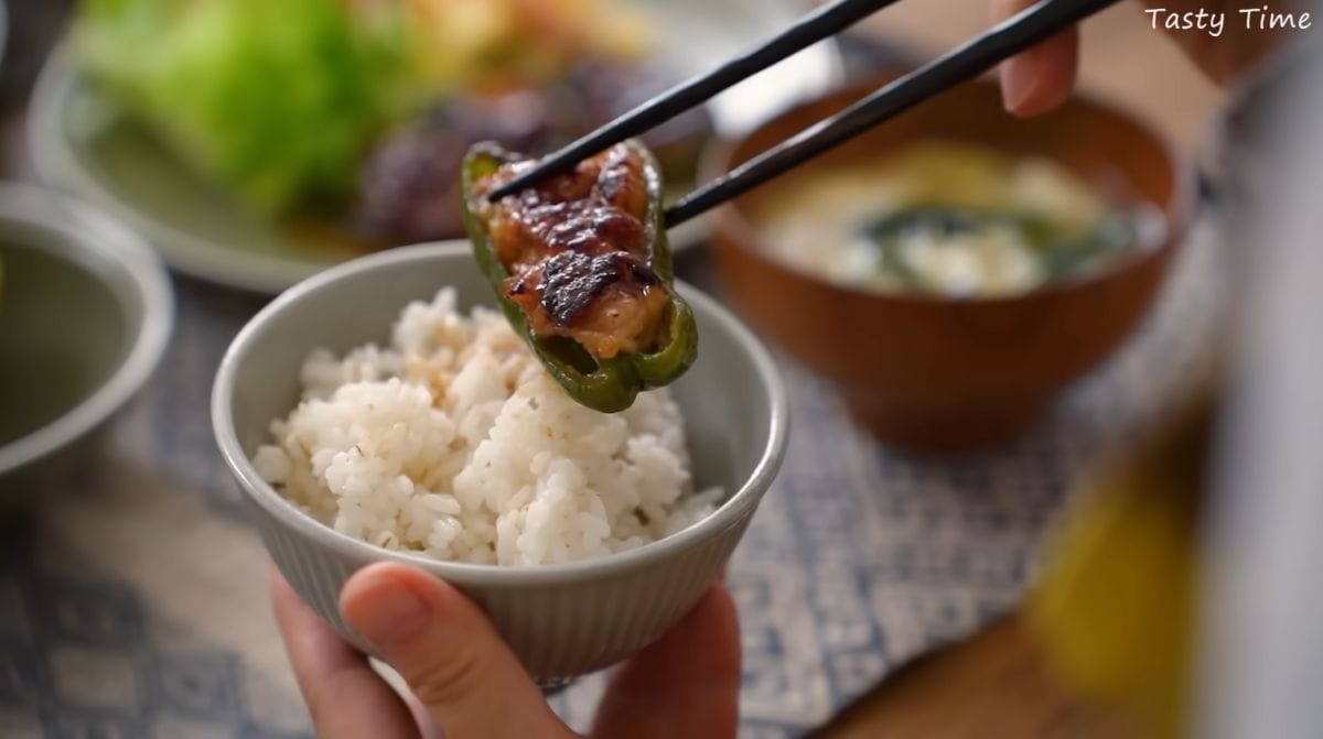 「豚こまでピーマンの肉詰め」