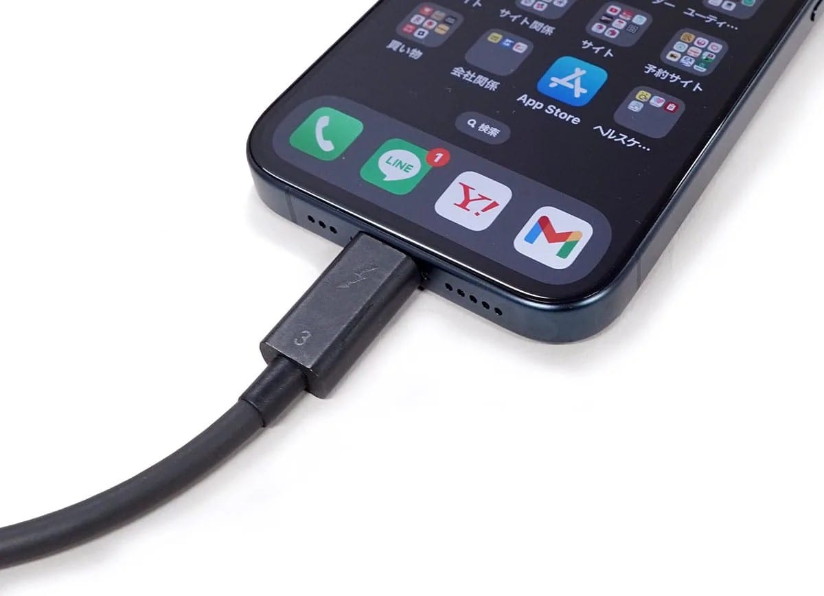 iPhone 15や16はUSB-Cケーブルでけで大画面テレビに表示できるの？