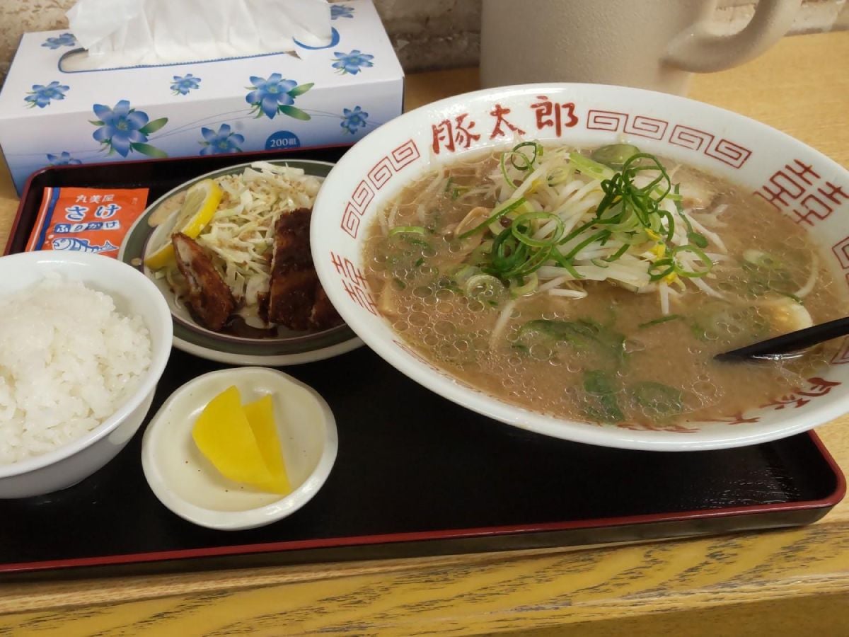 先入観を覆す美味さ!スープをケチらない昔ながらの大満足ラーメン