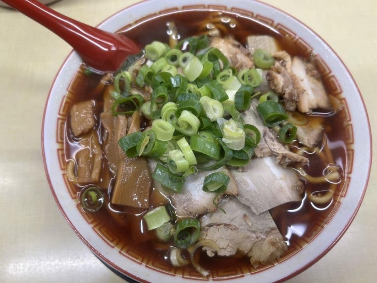 新しい町での生活の始まりを実感した、朝から活気あふれる高井田ラーメン
