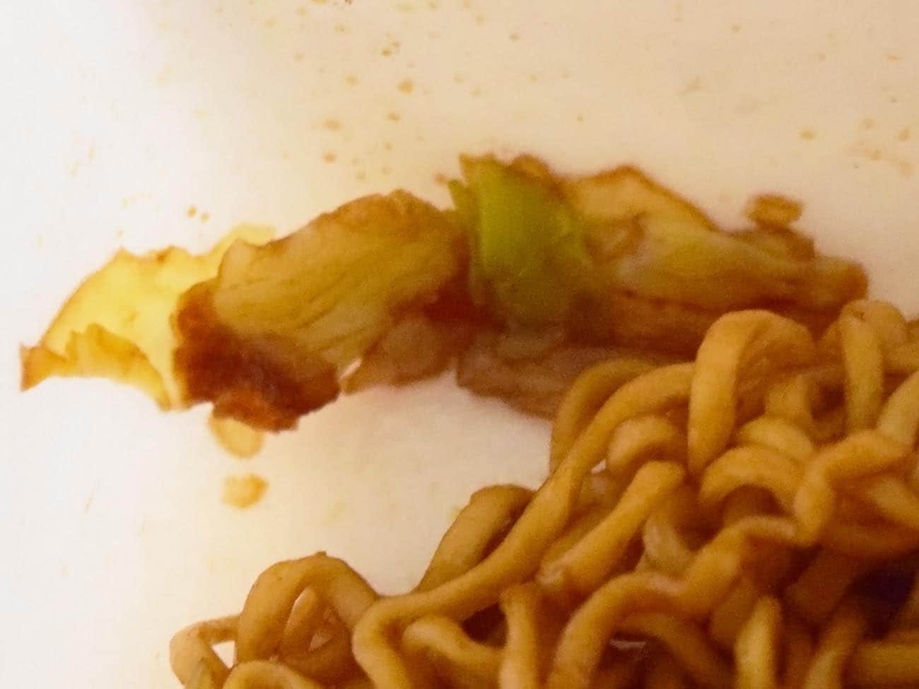 具材はキャベツなどの野菜が中心