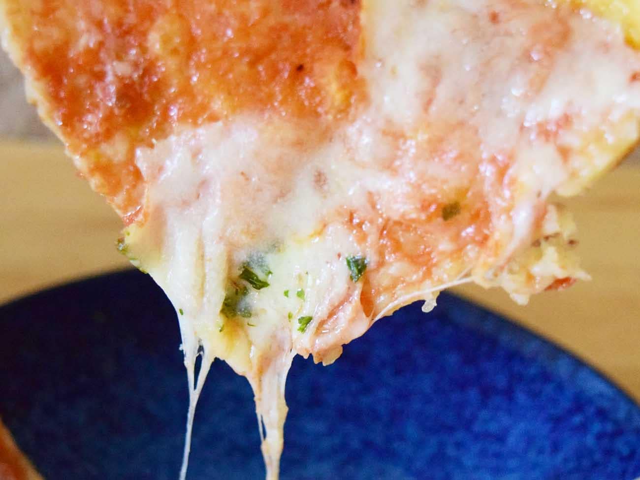 チーズがしっかりと伸び、コクのある味わい