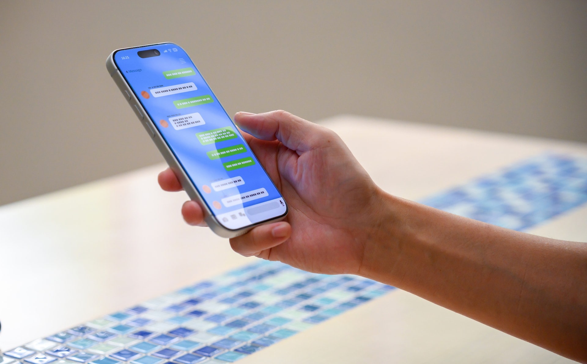LINEの送信予約やり方ガイド!iPhone・Androidでの自動送信&連絡忘れ防止策