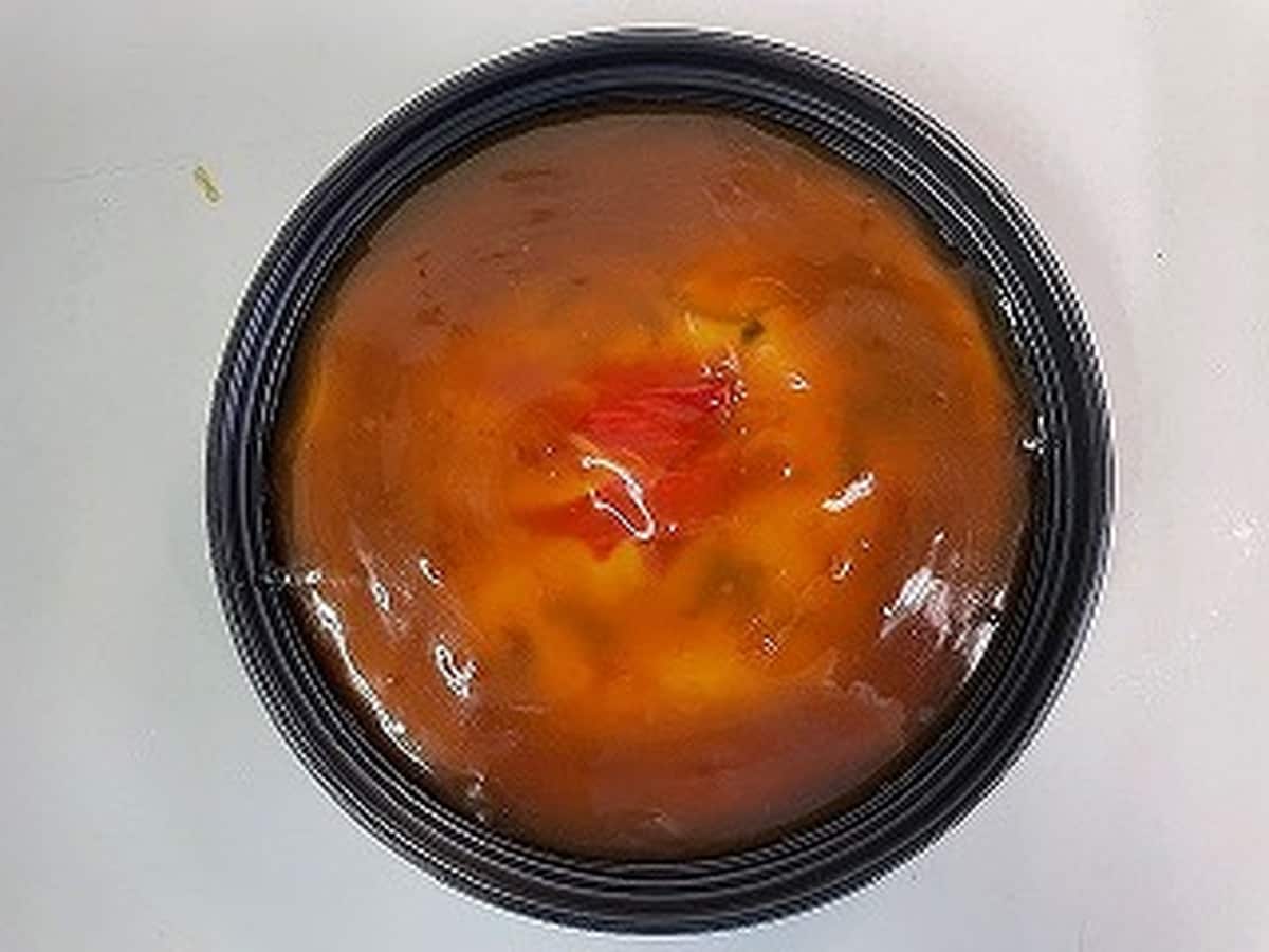 ドン・キホーテ「偏愛めし」の「あんだく溺れ天津飯」(画像提供:PPIH)