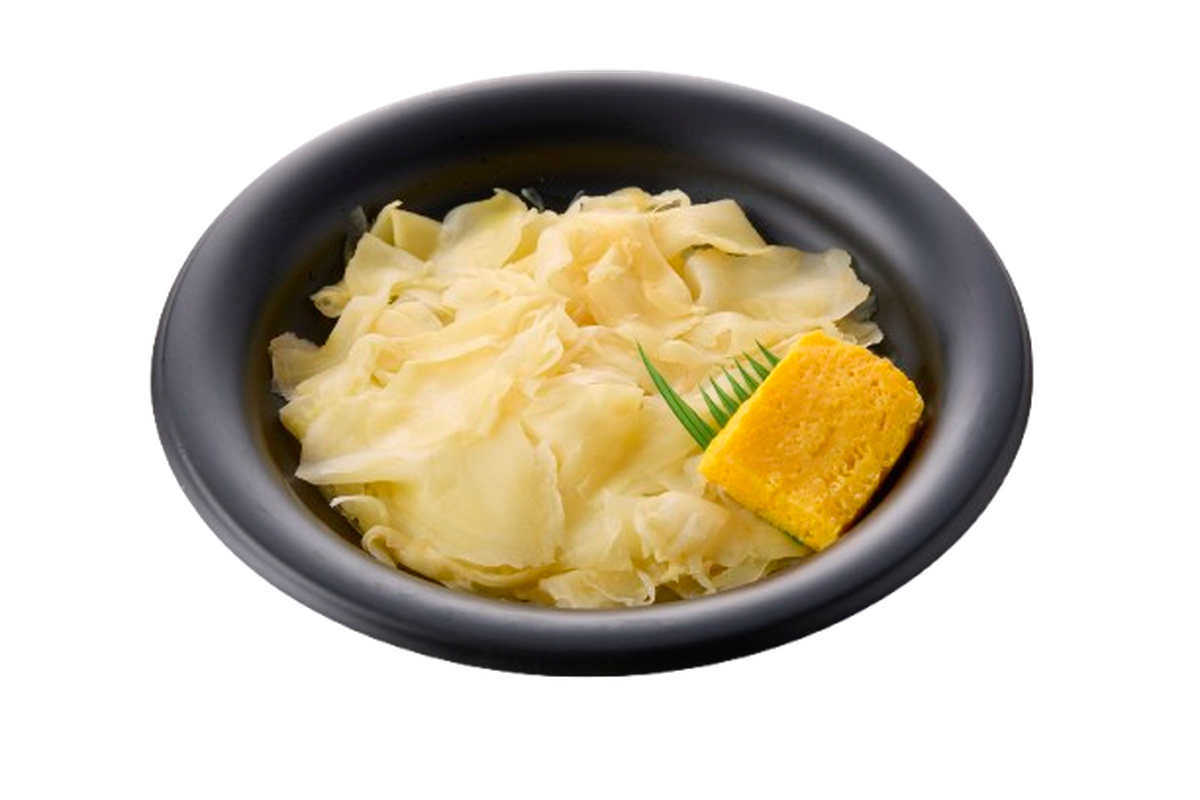 ご飯の上に信じられない量のガリ。生姜のパンチが効いた、攻めたコンセプトの一杯。ドン・キホーテ「偏愛めし」の「ガリ好きのためのガリだけ丼」(画像提供:PPIH)