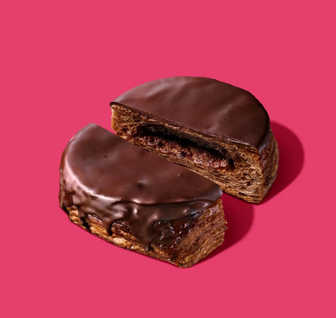「アメのパリッと食感　チョコクイニーアマン」