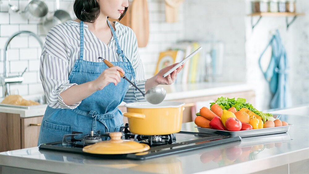 令和ママの家事の新常識！夕食は毎日作る？外注に抵抗はある？ママと世間の本音とは