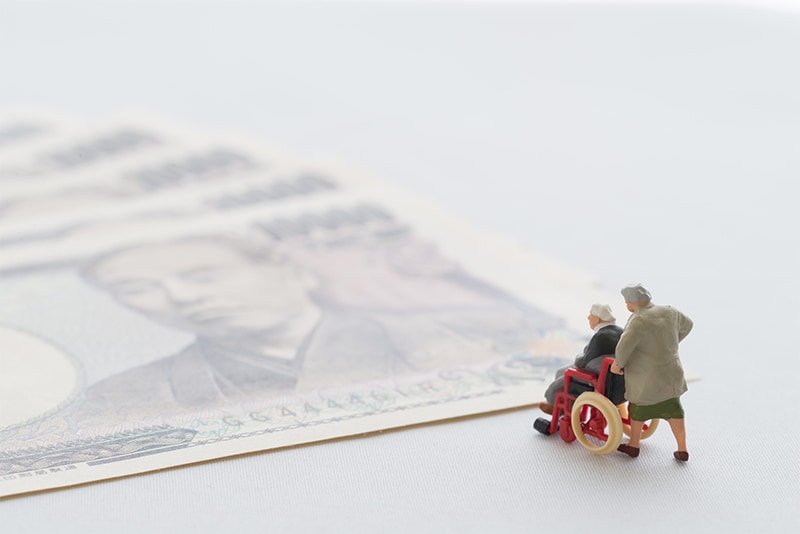 【親の老後】相続や認知症問題どうする？9割が「先に話し合っておくべき」と回答