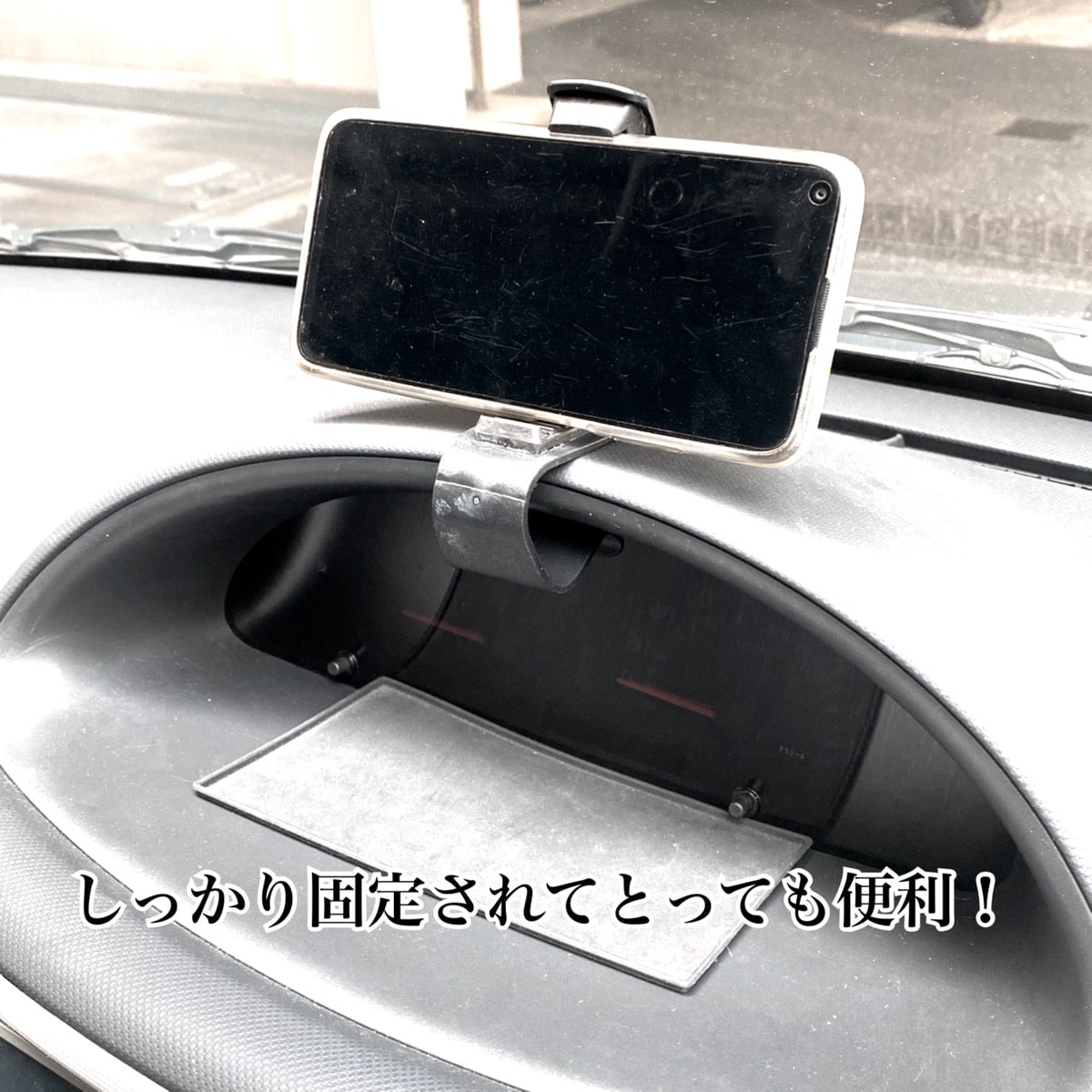 【100均で買えるカー用品】人気ランキング！お値段以上に使える優秀ぞろい