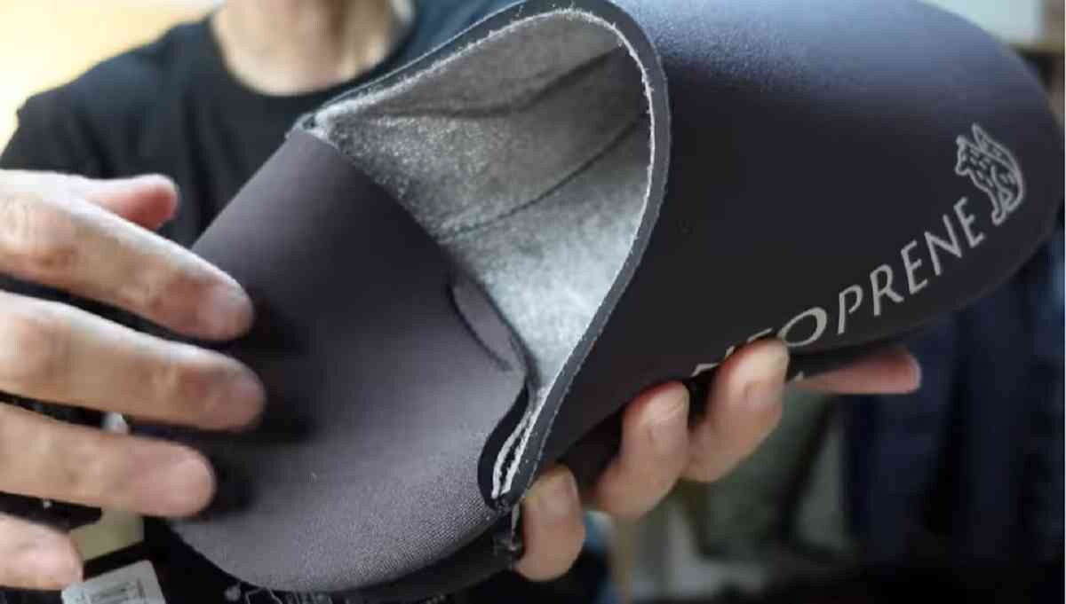 【ワークマン】2WAYルームシューズ（1500円）┃冬の部屋履きで足元の防寒