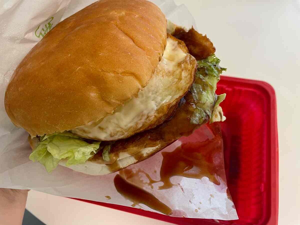 【コメダ】週間人気記事オリジナルランキング！春限定の新作「弥生バーガー」を抑えた1位は？