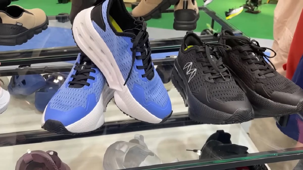 【ワークマンシューズ】高い通気性と今季話題！マンダムフライギアドライランチャーは厚底で負担も軽減