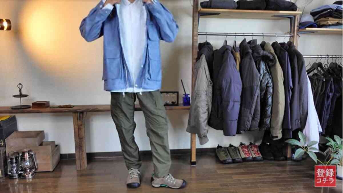 【ワークマン】話題の新作「マウンテンザックレインパーカー」で作る春のメンズコーデ4選！普段使いのポイントは？