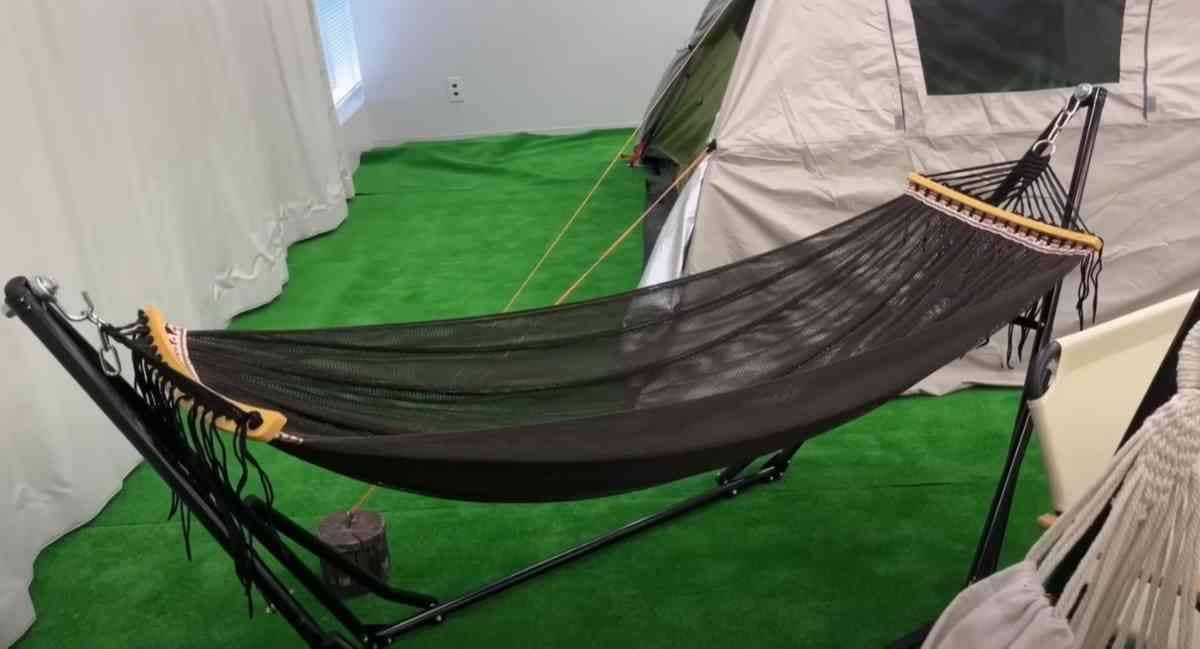 【コメリ】のキャンプギアが本格派！アウトドアシーンが充実する「ハンモック」など最新アイテム3選