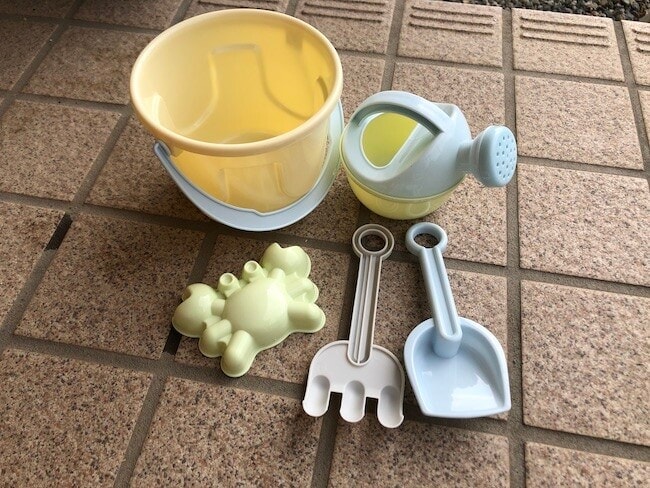 【ダイソー】キッズグッズ週間ランキングTOP3！使えるおもちゃは夏休みの子ども用の遊びに大活躍！