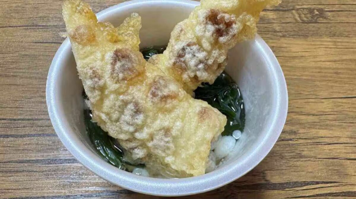 ちくわ天は大きすぎるので半分にカットするのが◎