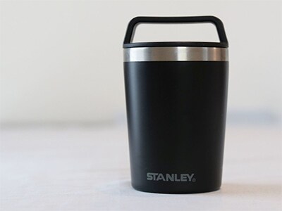 スタンレー真空マグでいつもおいしいコーヒーを。タンブラーとしても優秀！
