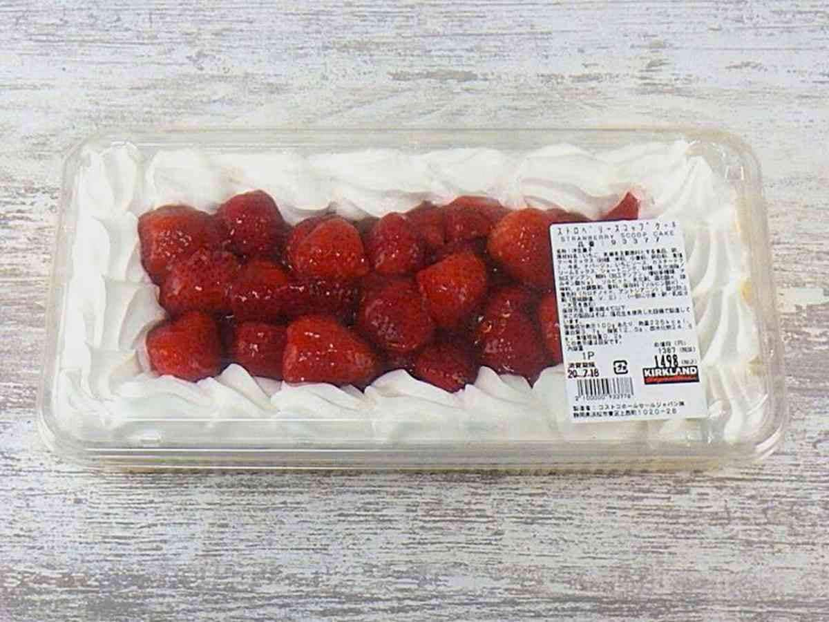 コストコの人気スイーツ「ストロベリースコップケーキ」