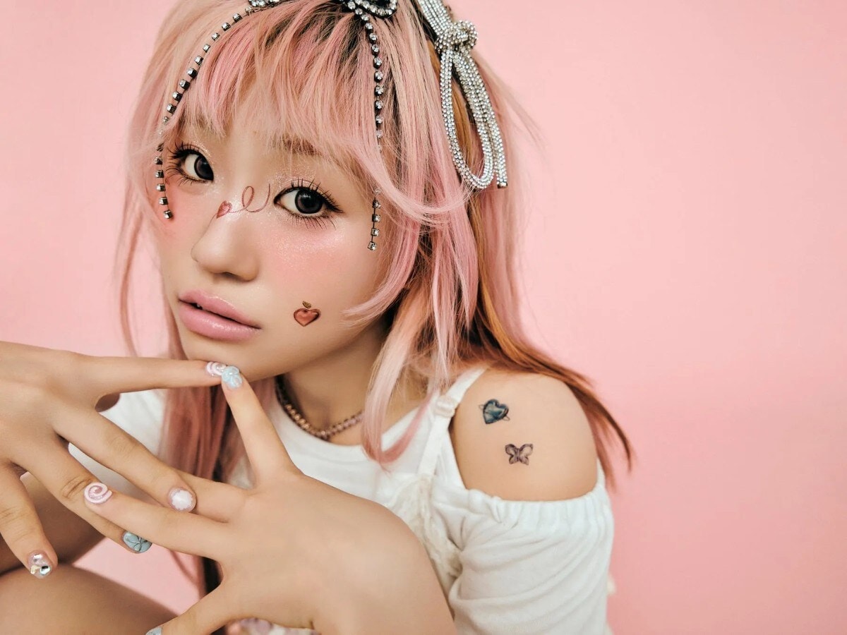 ののち、人気雑誌ViViで別人級ギャルメイク