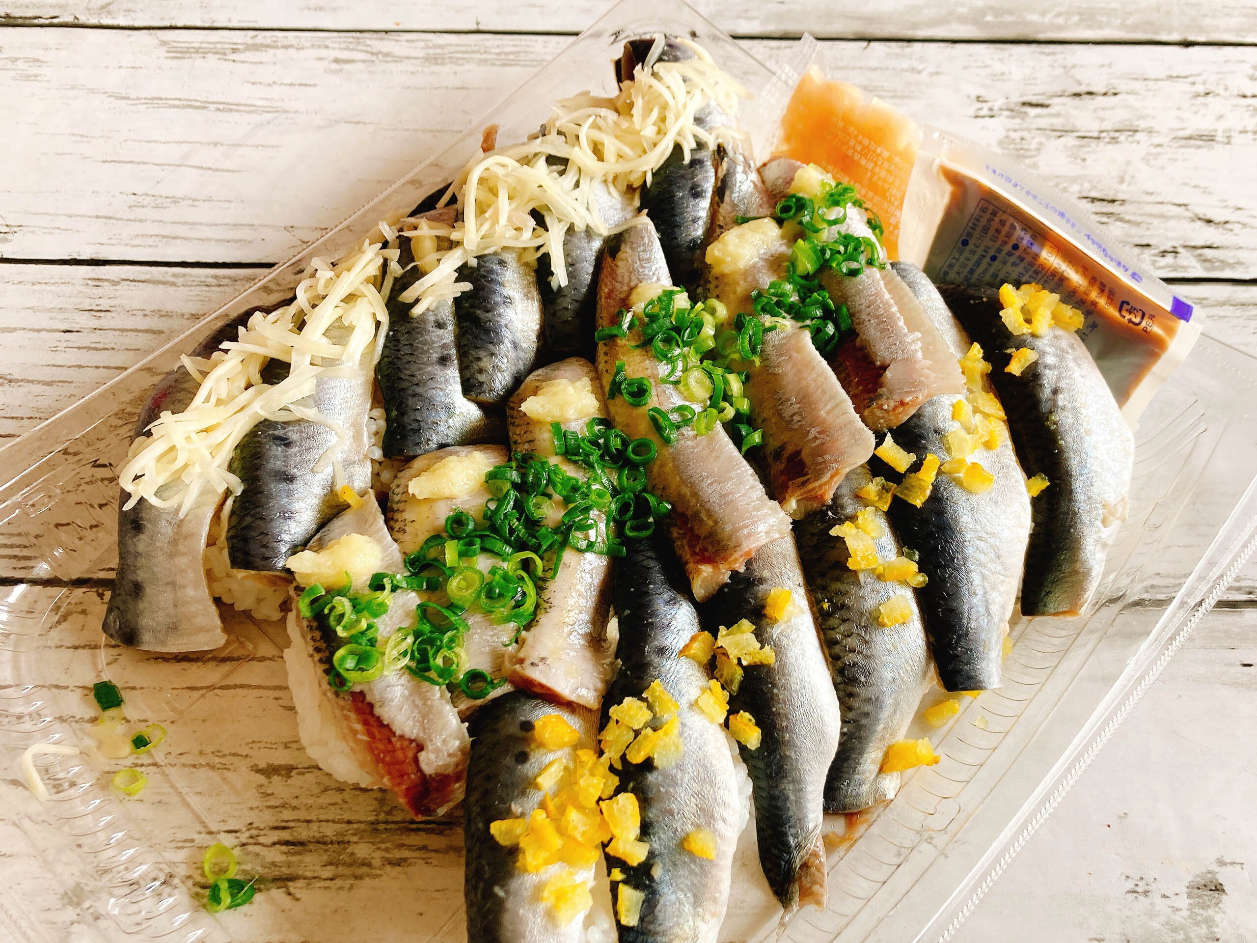 コストコの「いわし握り寿司18貫」は美味しくて安い!