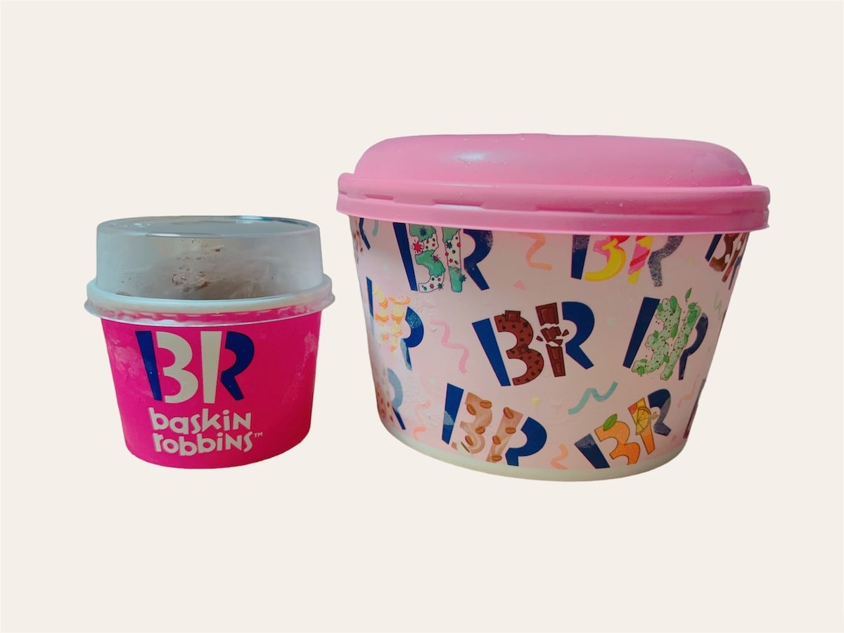 「フレッシュパック」（約6人分）とシングルカップを比較するとかなり大きいことが分かる