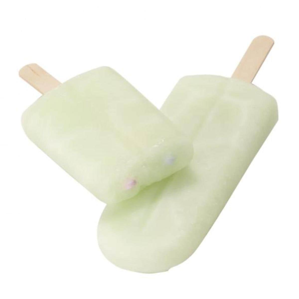 シャトレーゼの人気商品「ラムネアイスバー」画像引用:シャトレーゼ公式(https://www.chateraise.co.jp/ec/g/g186147/)