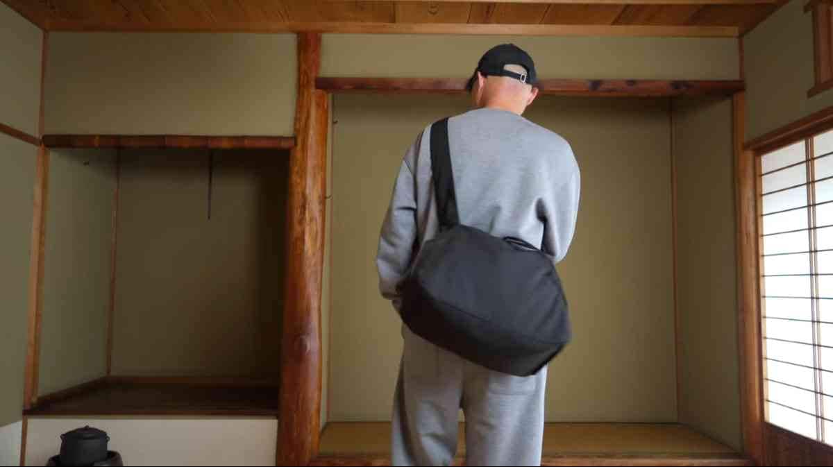 ユニクロC┃ソフトパフィーショルダーバッグ